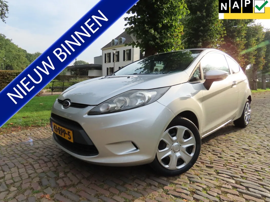 Ford Fiesta (2011) — foto 1