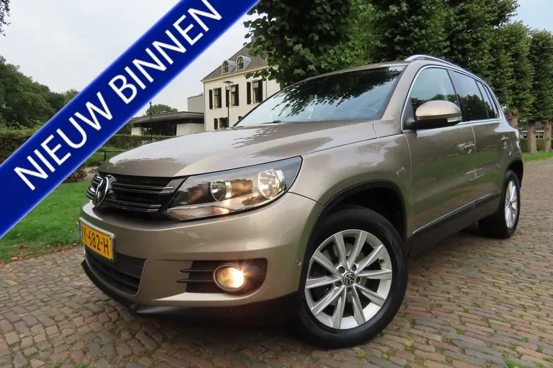Volkswagen Tiguan (2012)