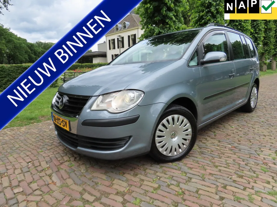 Volkswagen Touran (2007) — foto 1