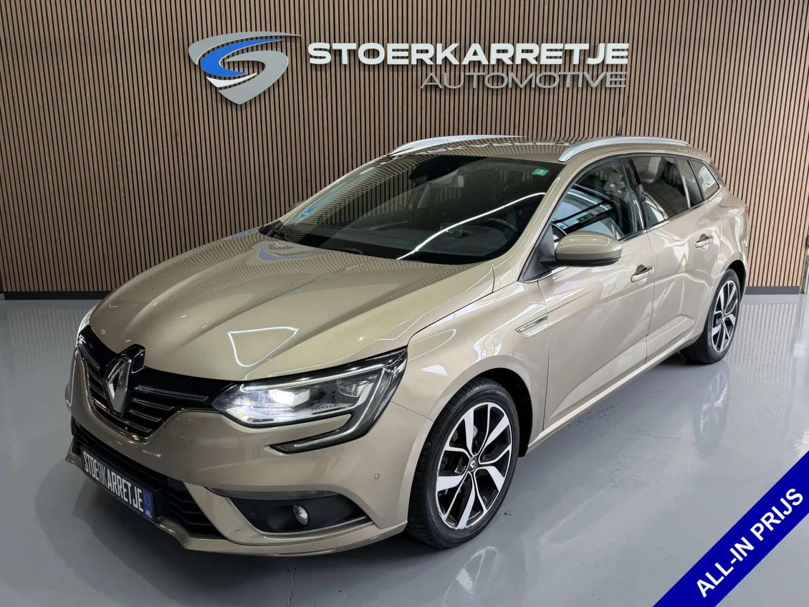 Renault Mégane (2018) — foto 1