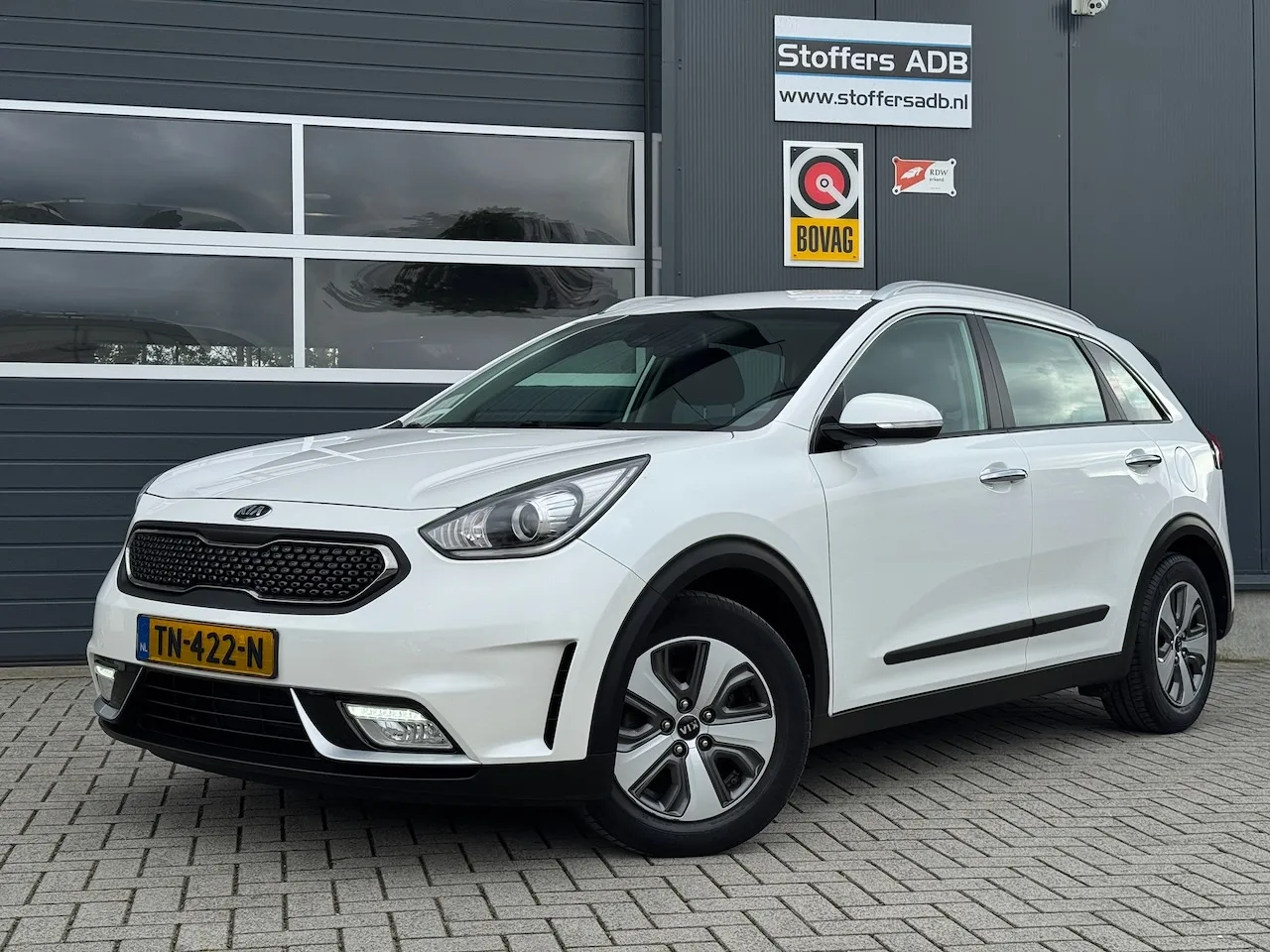 Kia Niro (2018) — foto 1