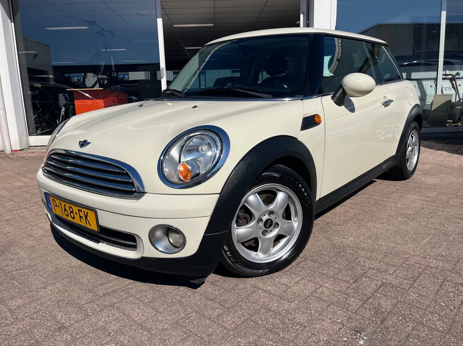 MINI Cooper (2008) — foto 1