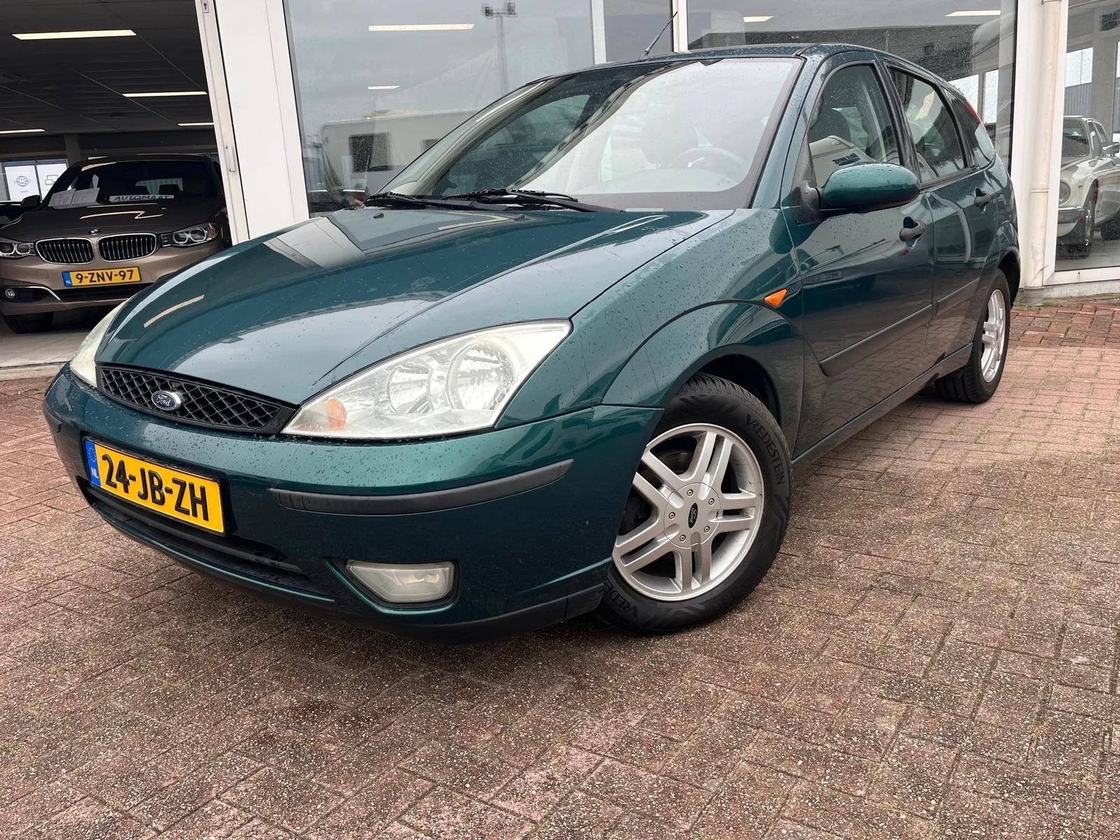 Ford Focus (2002) — foto 1