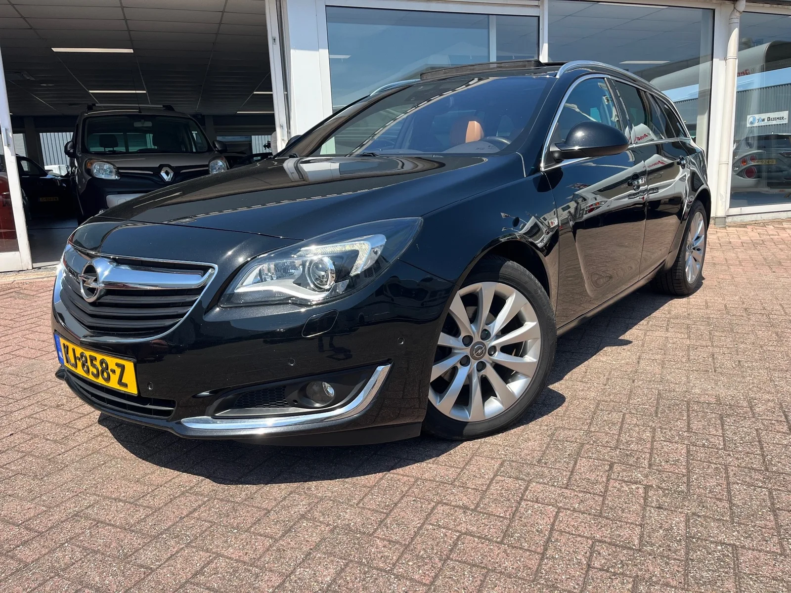 Opel Insignia (2016) — foto 1