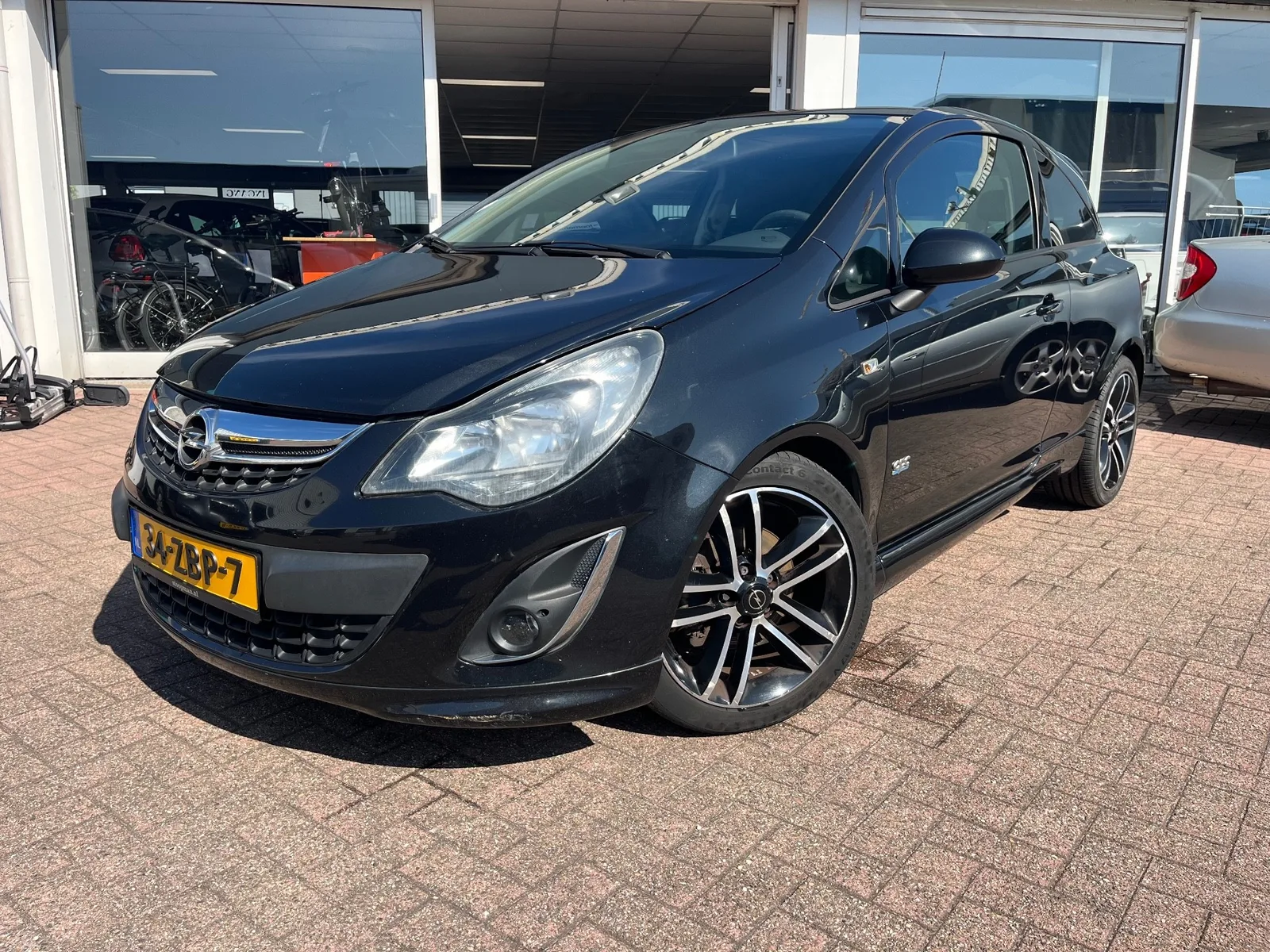 Opel Corsa (2012) — foto 1