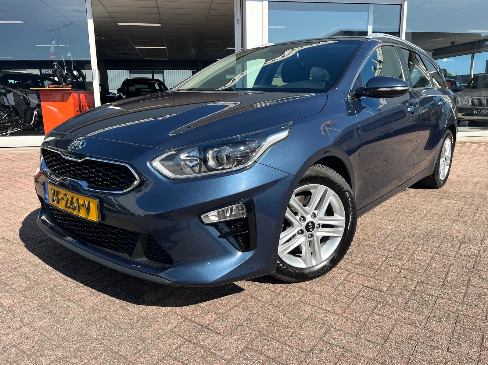 Kia Ceed (2018) — foto 1