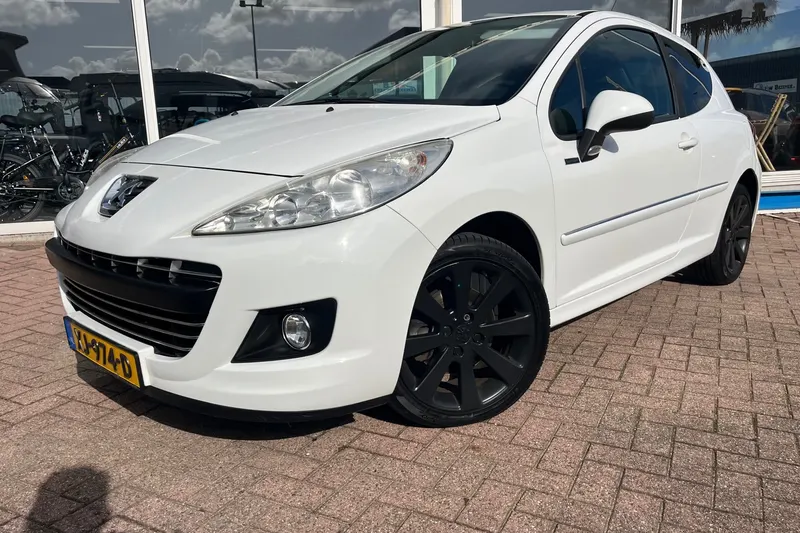 Peugeot 207 (2010)
