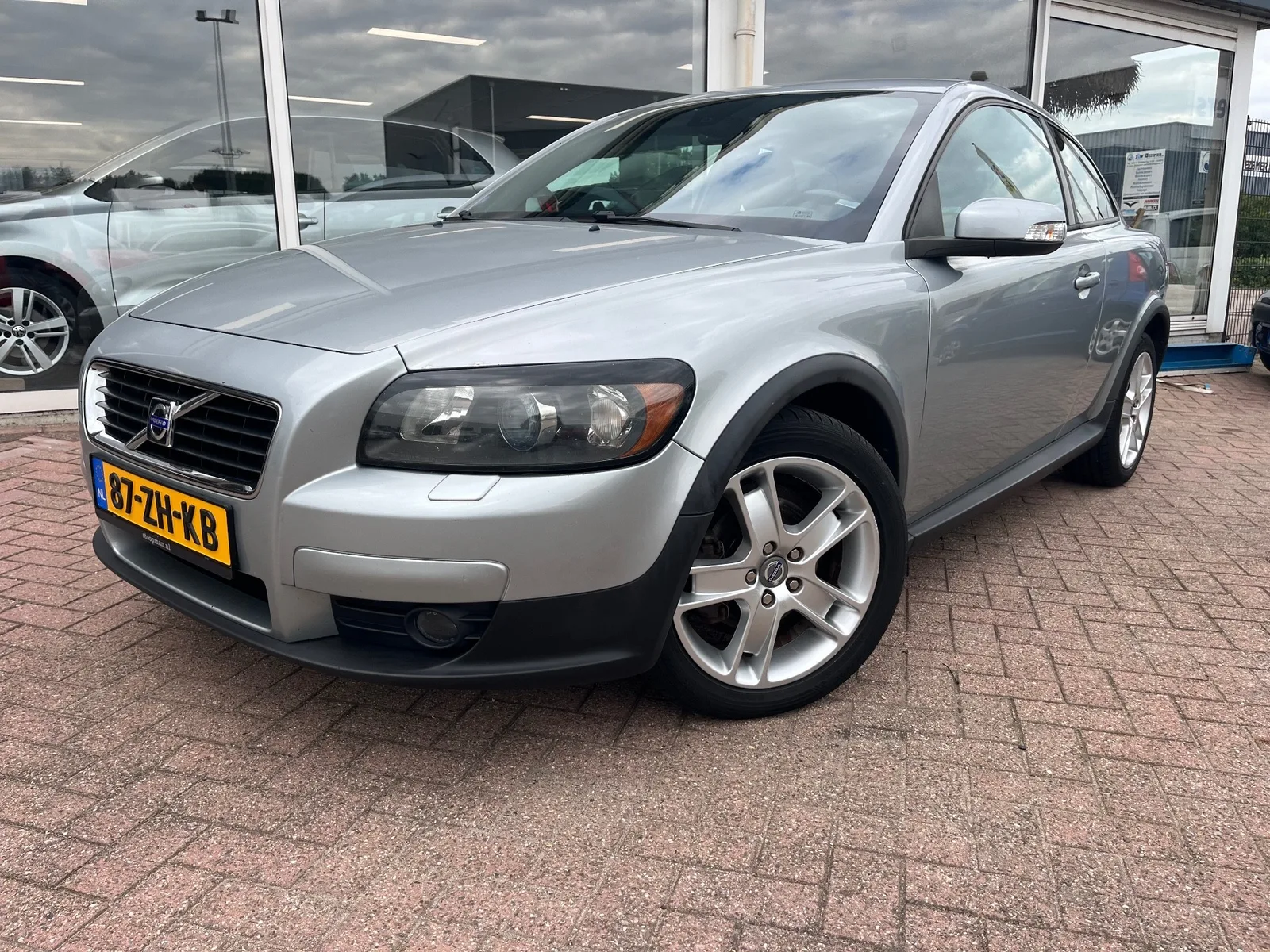 Volvo C30 (2008) — foto 1