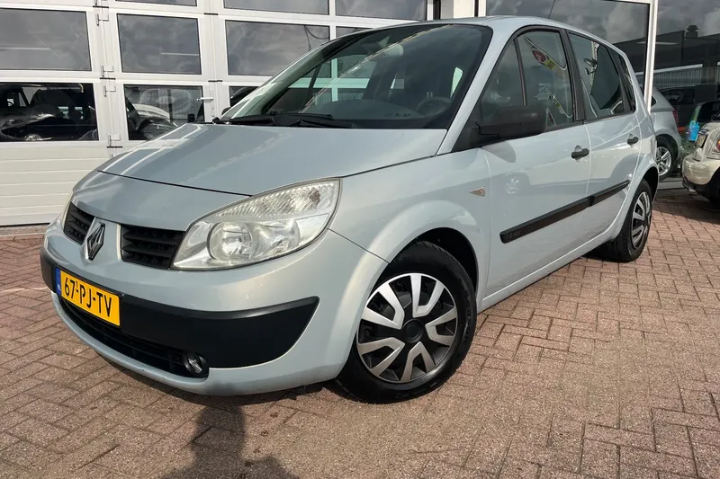 Renault Scénic (2004)