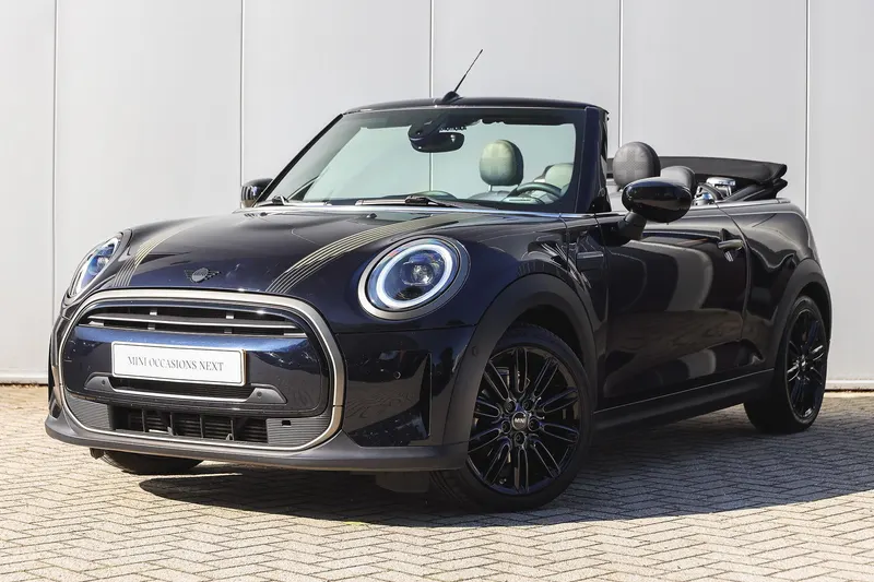 MINI Cabrio (2023)