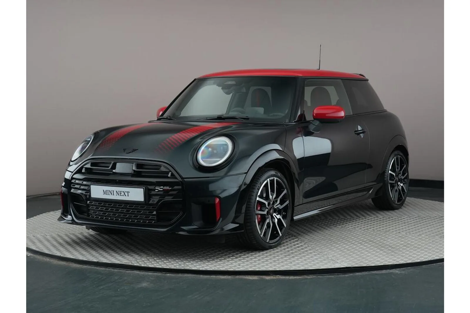 MINI John Cooper Works (2026) — foto 1