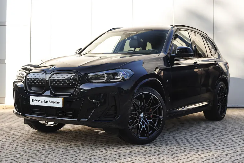 BMW iX3 (2025)