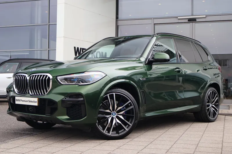 BMW X5 (2023)
