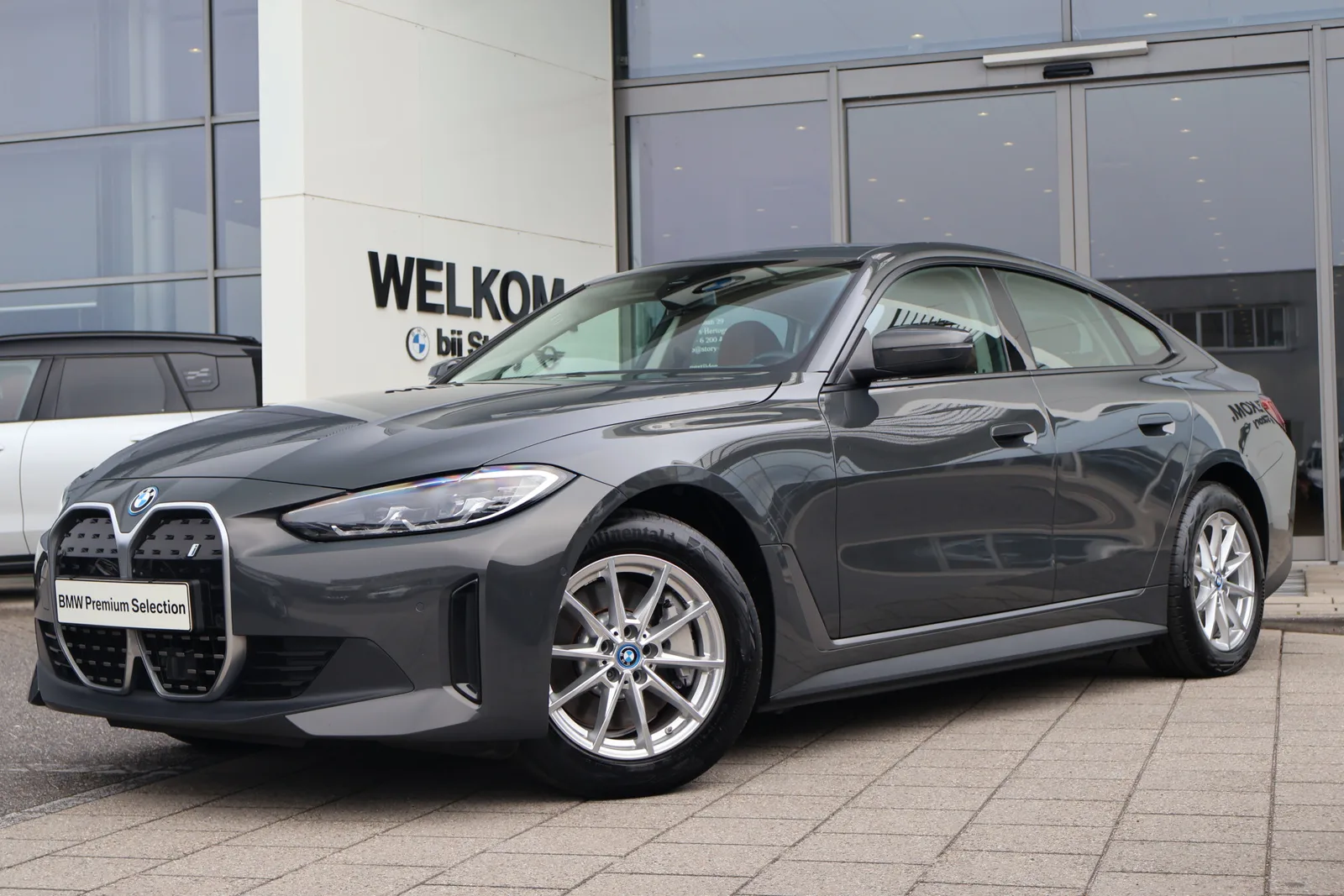 BMW i4 (2022) — foto 1