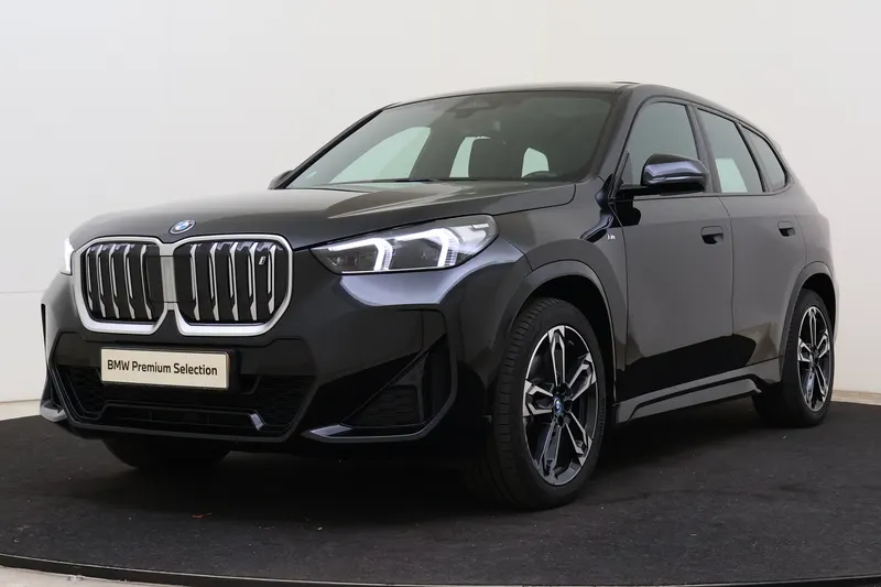 BMW iX1 (2023)