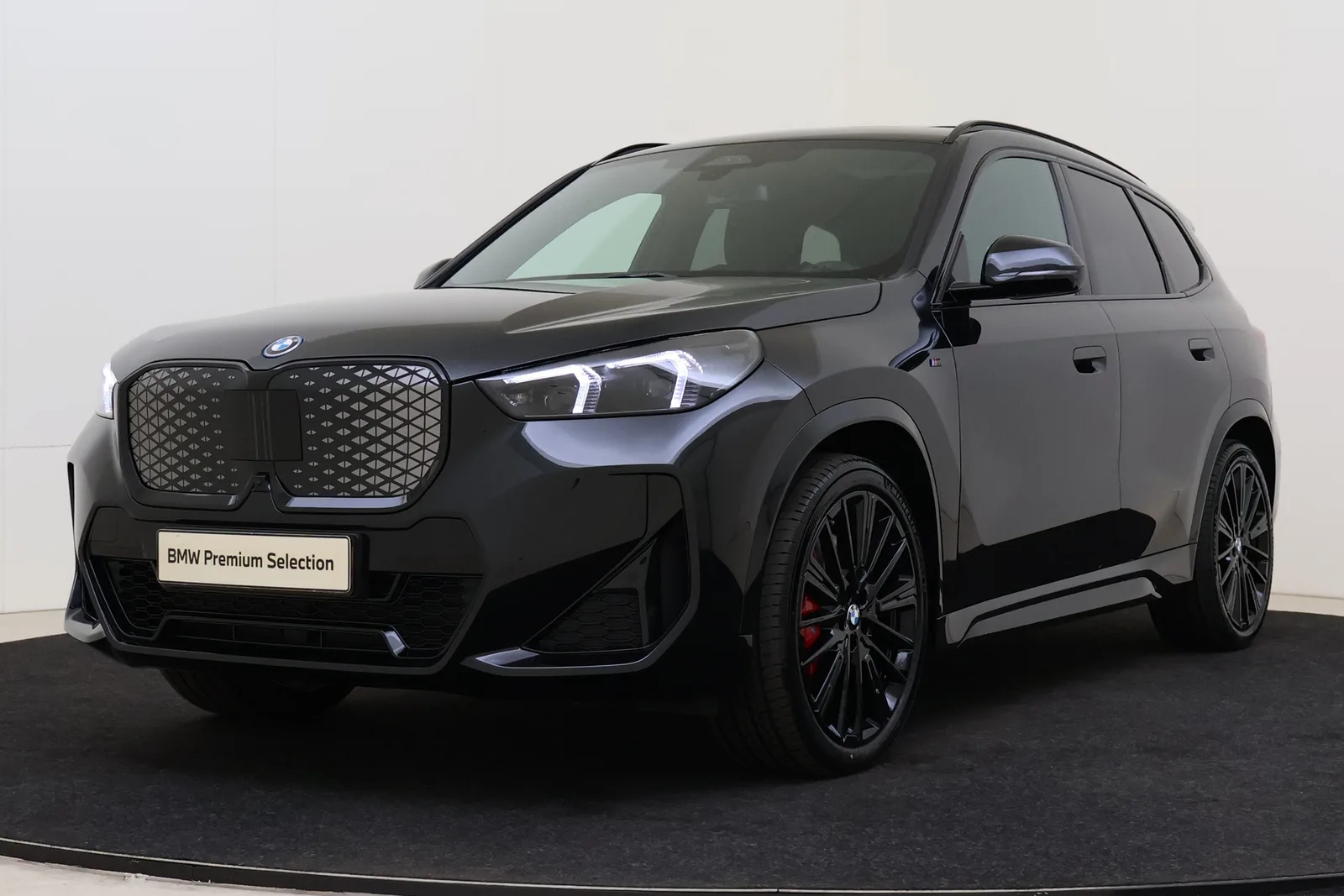 BMW iX1 (2026) — foto 1