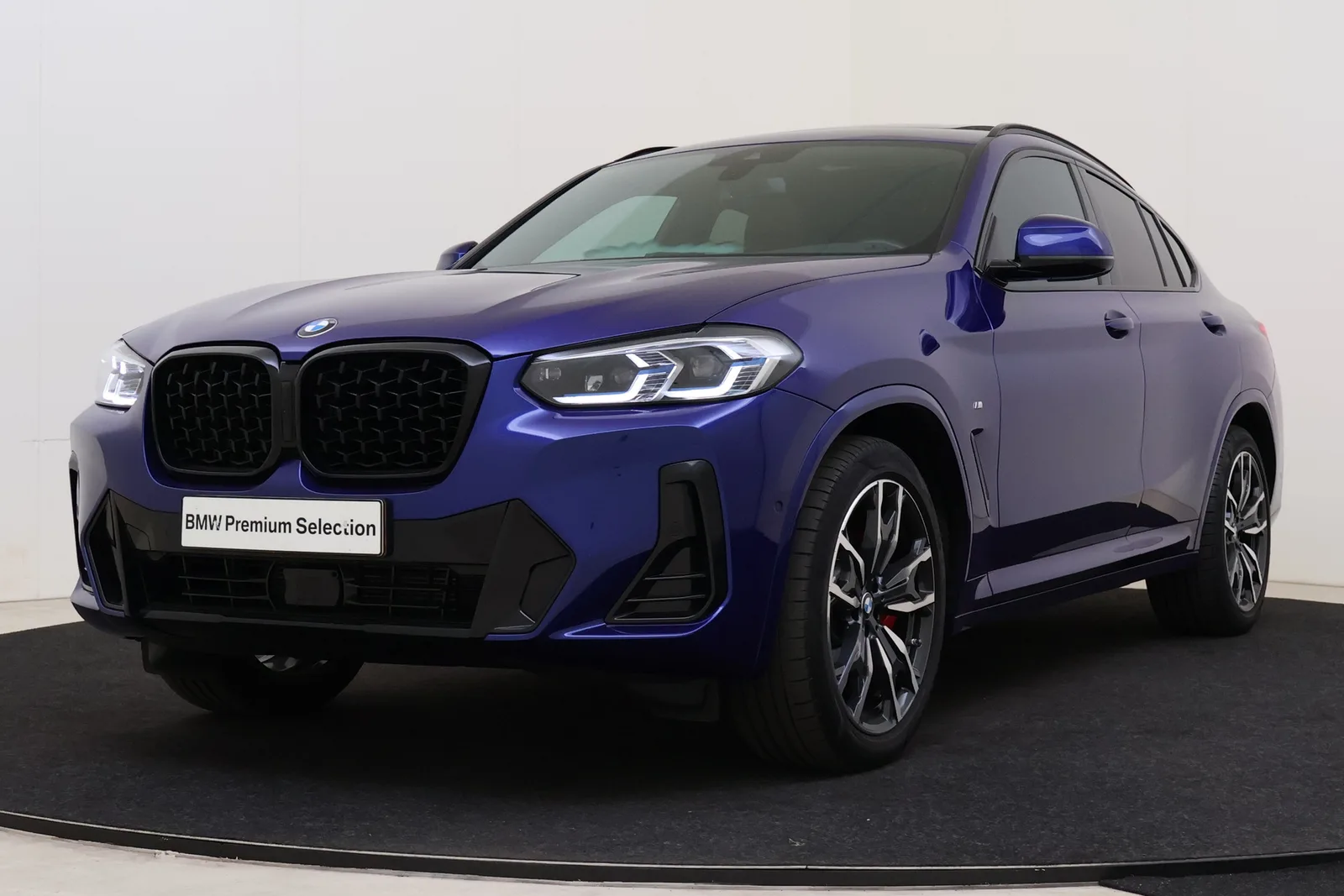 BMW X4 (2023) — foto 1