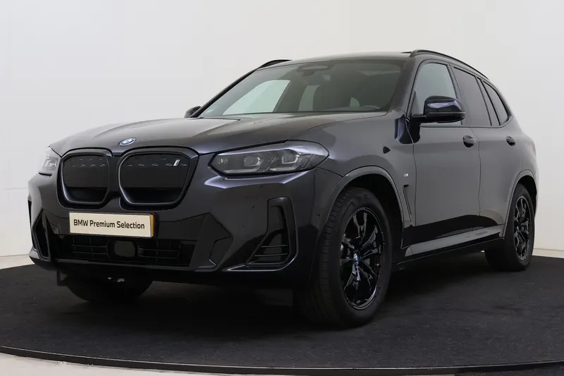 BMW iX3 (2023)