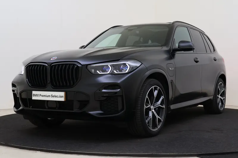 BMW X5 (2022)