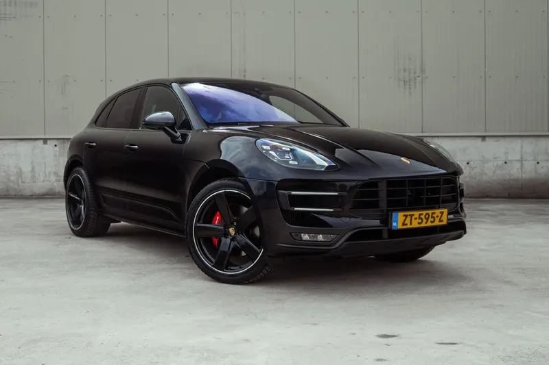 Porsche Macan (2016)
