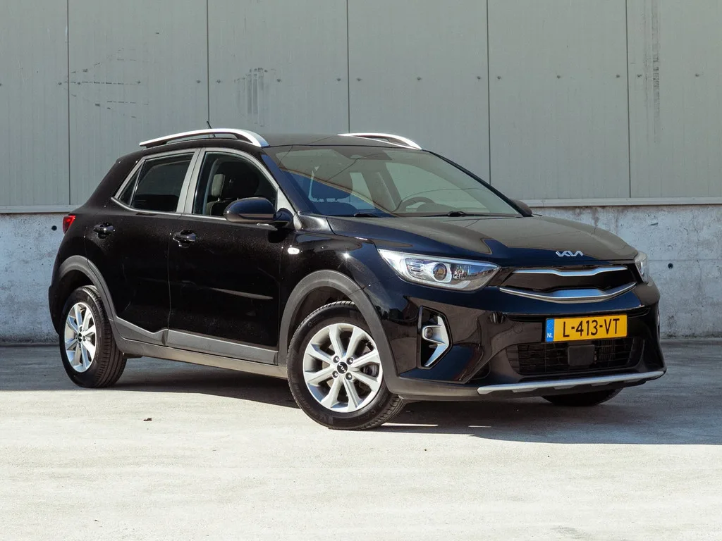 Kia Stonic (2021) — foto 1