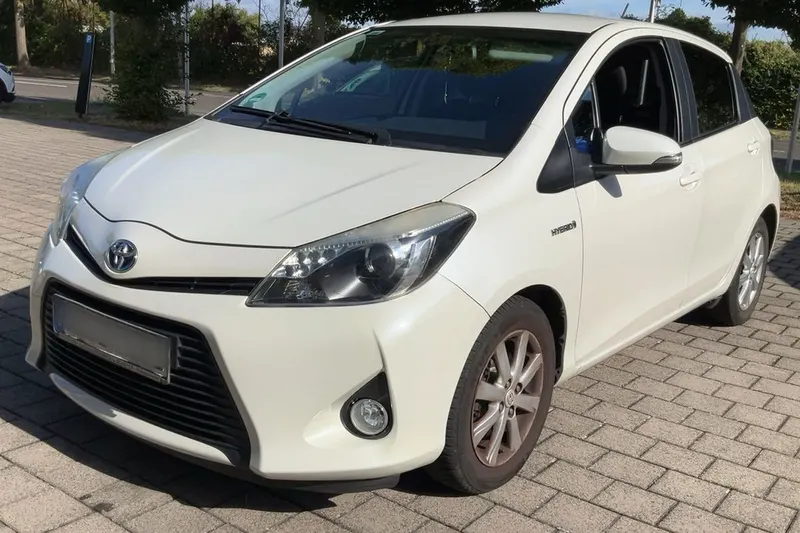 Toyota Yaris (2014)