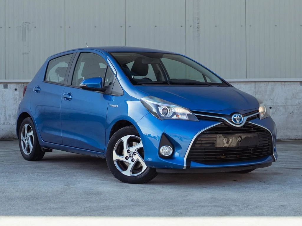 Toyota Yaris (2016) — foto 1