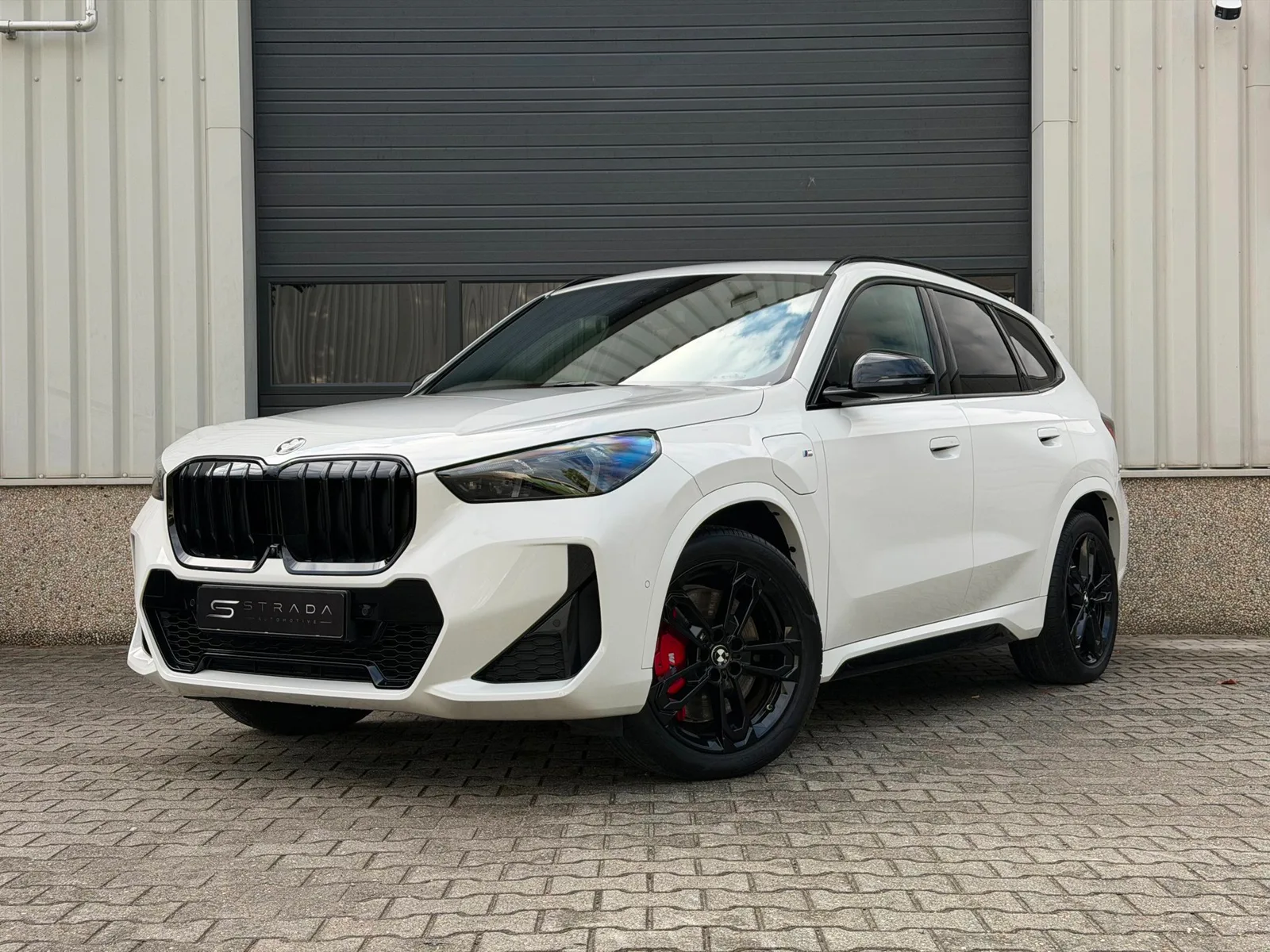 BMW X1 (2024) — foto 1