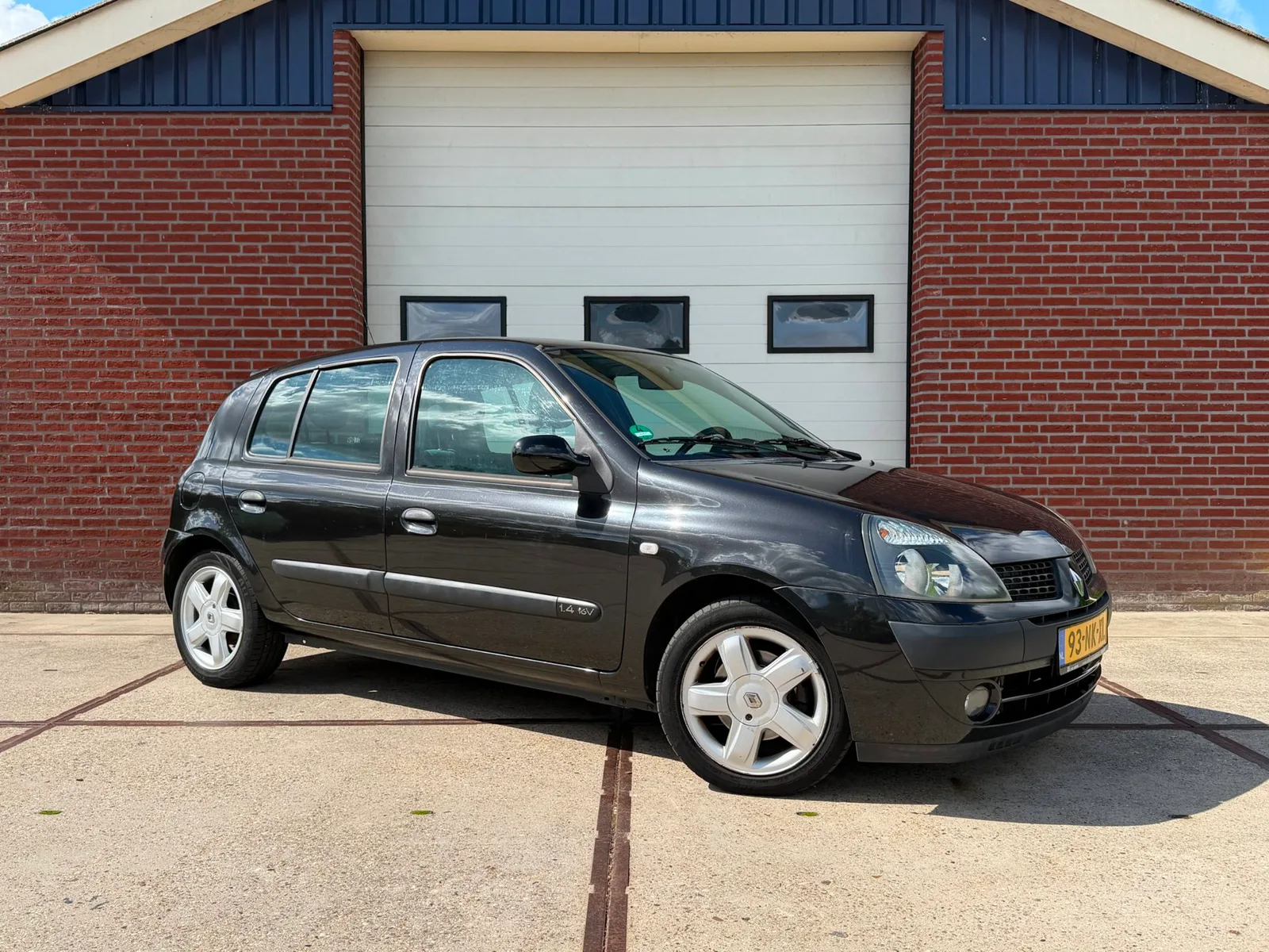 Renault Clio (2003) — foto 1