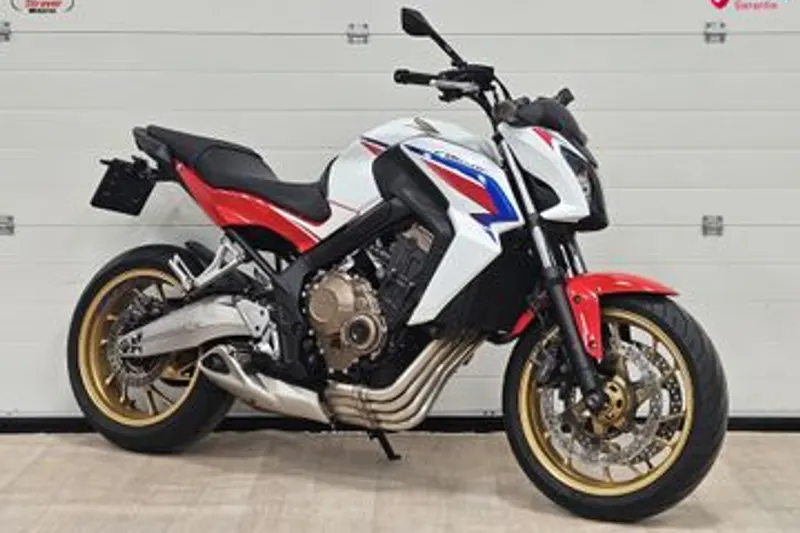 Honda CB650F (2016)