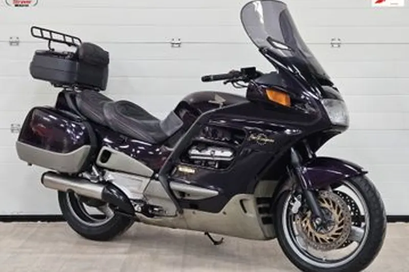 Honda ST 1100 PAN European (1995)