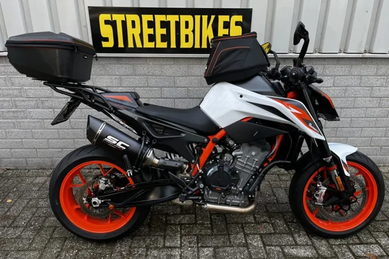 KTM 890 Duke R (2020)