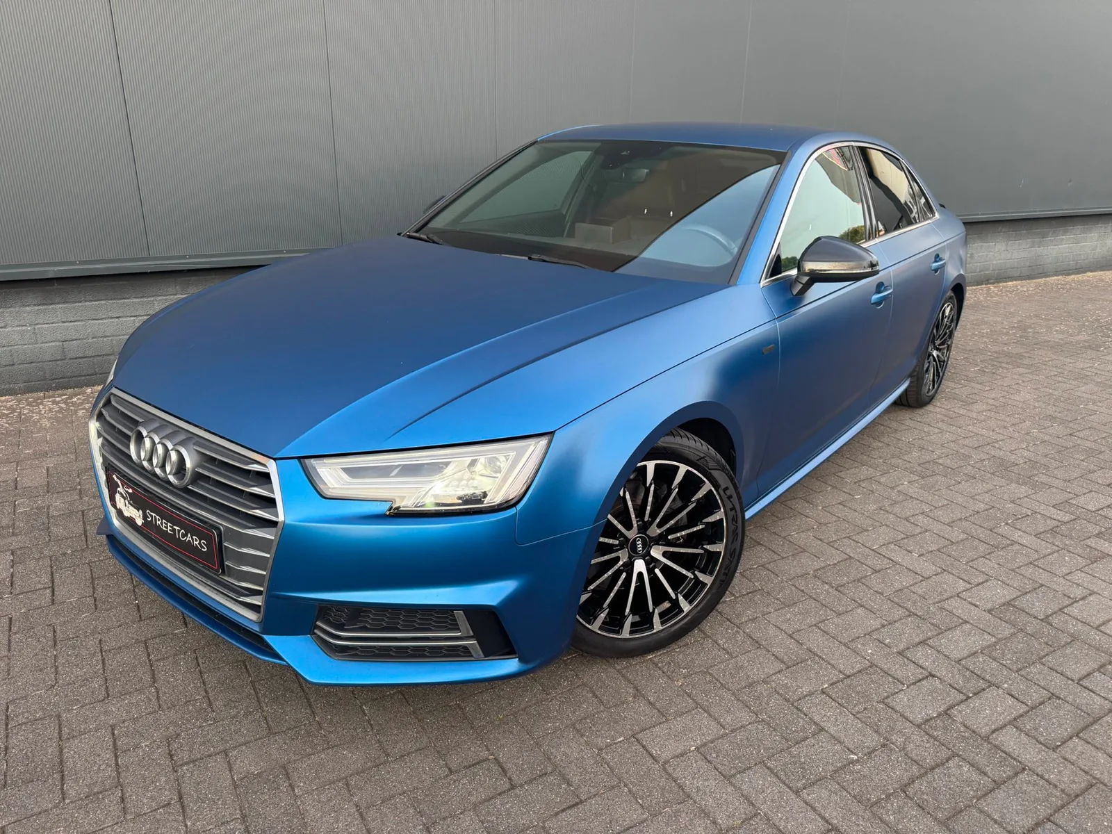 Audi A4 (2016) — foto 1