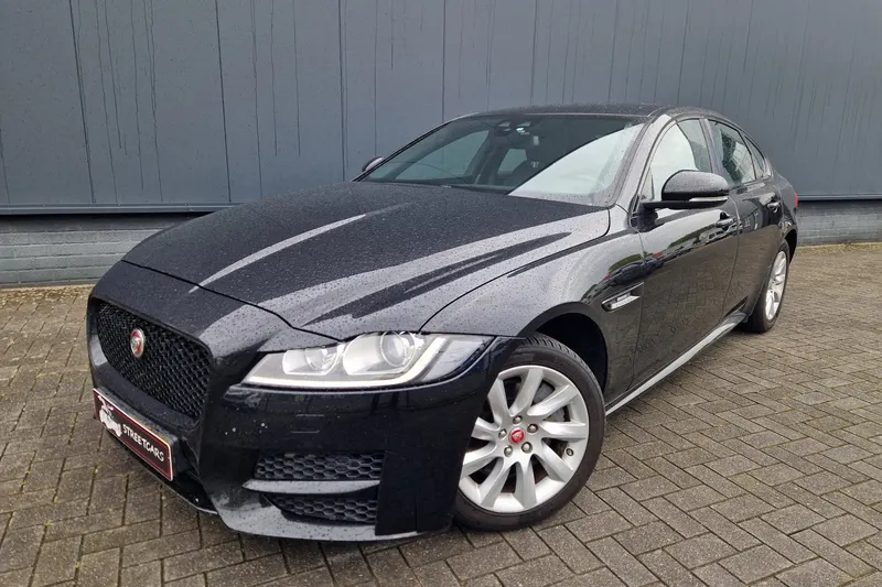 Jaguar XF (2017)