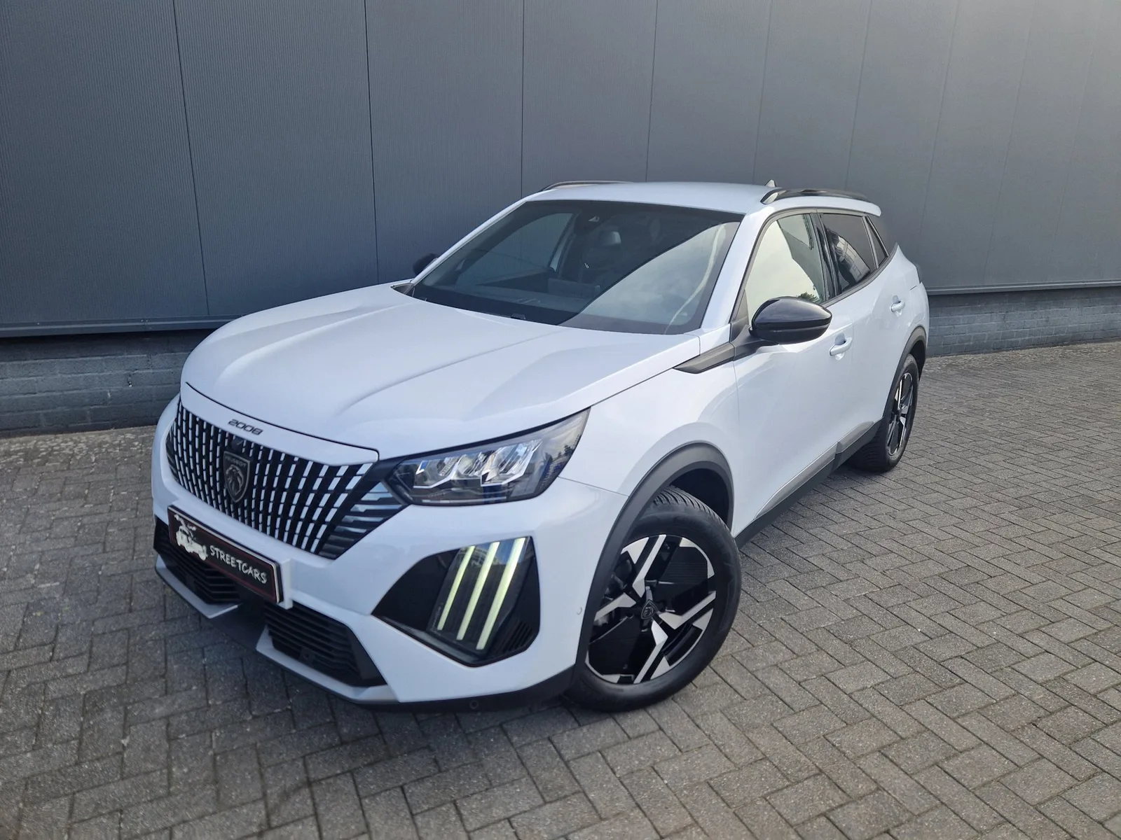 Peugeot 2008 (2024) — foto 1