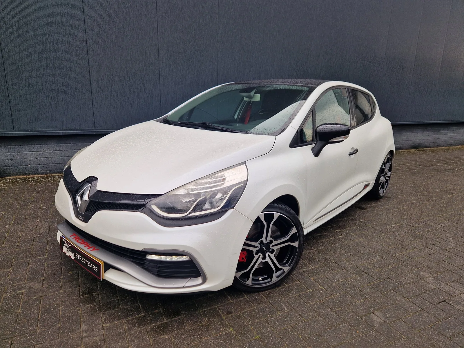 Renault Clio (2015) — foto 1