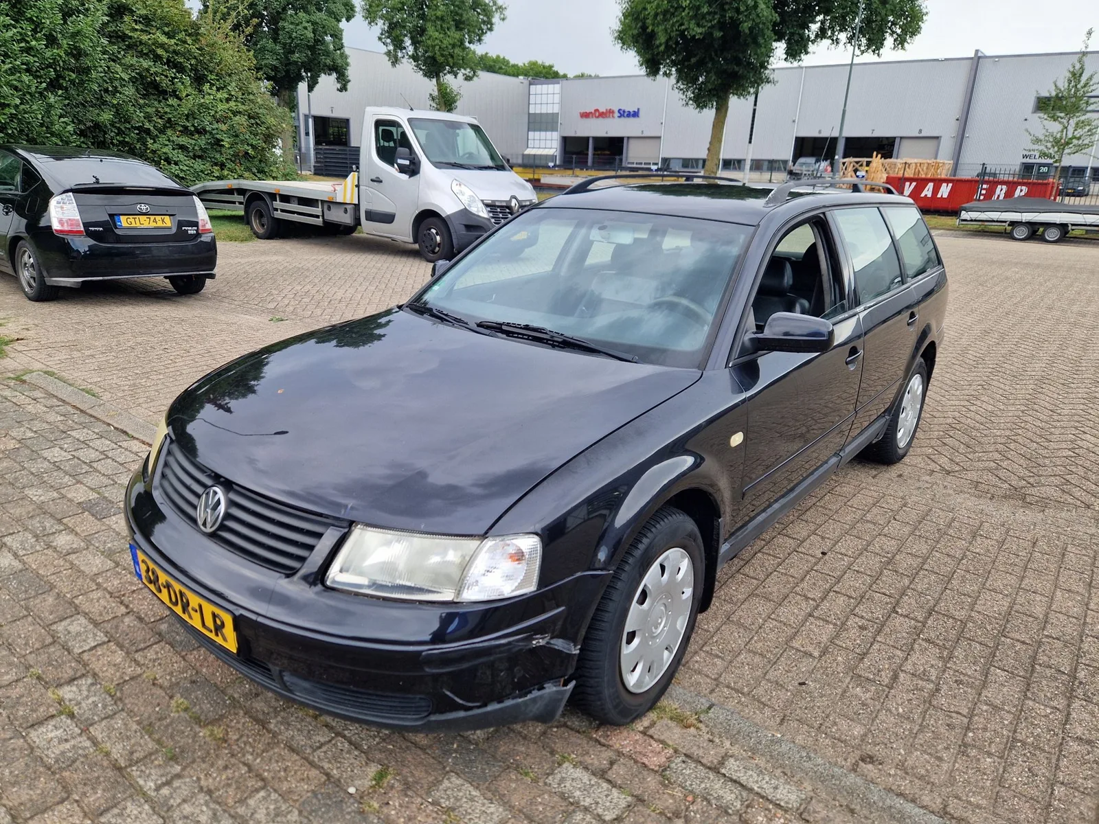 Volkswagen Passat (1999) — foto 1