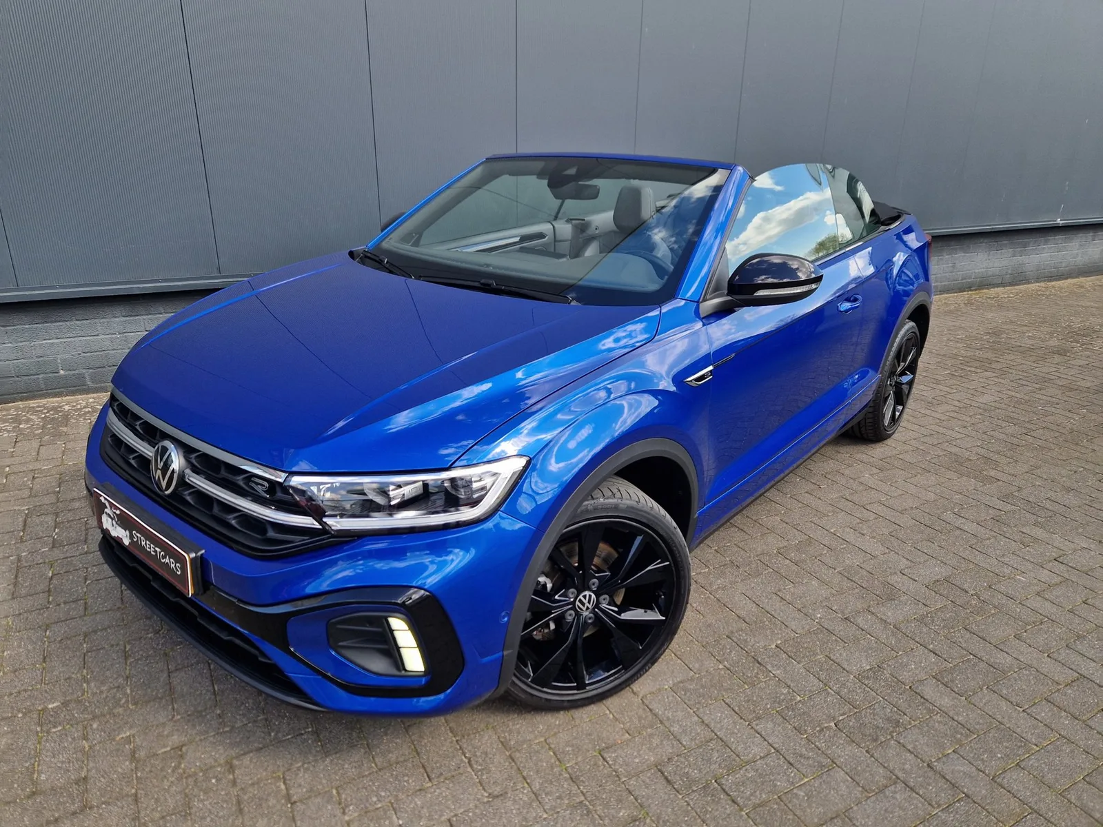 Volkswagen T-Roc (2022) — foto 1