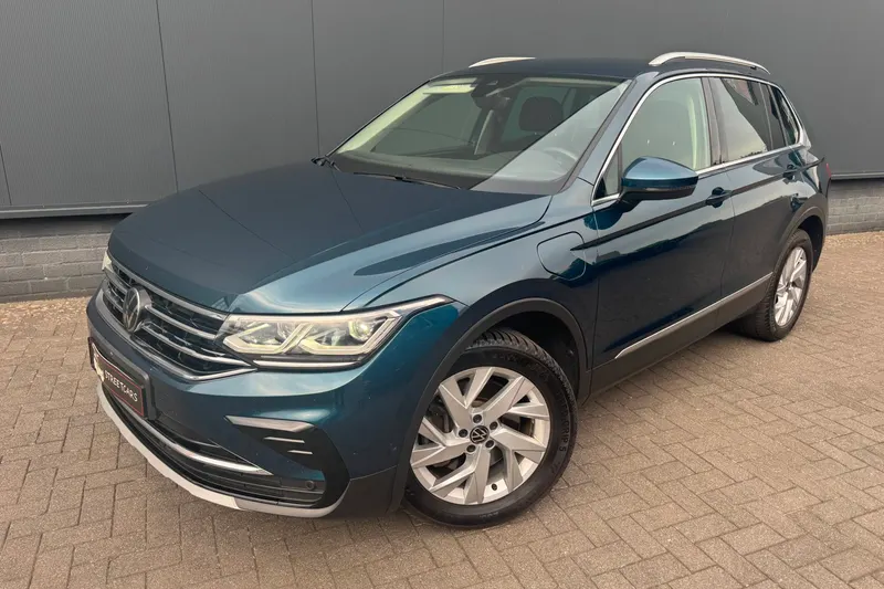 Volkswagen Tiguan (2023)