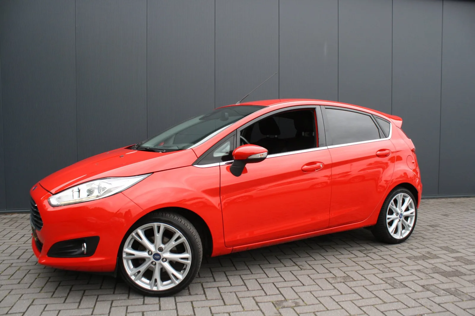 Ford Fiesta (2013) — foto 1