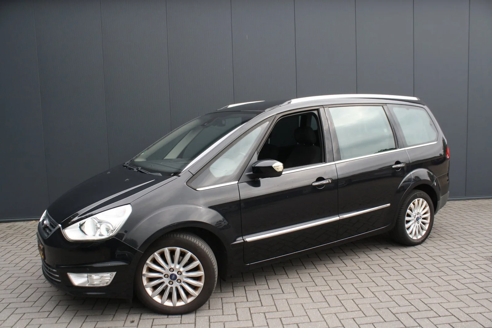 Ford Galaxy (2012) — foto 1