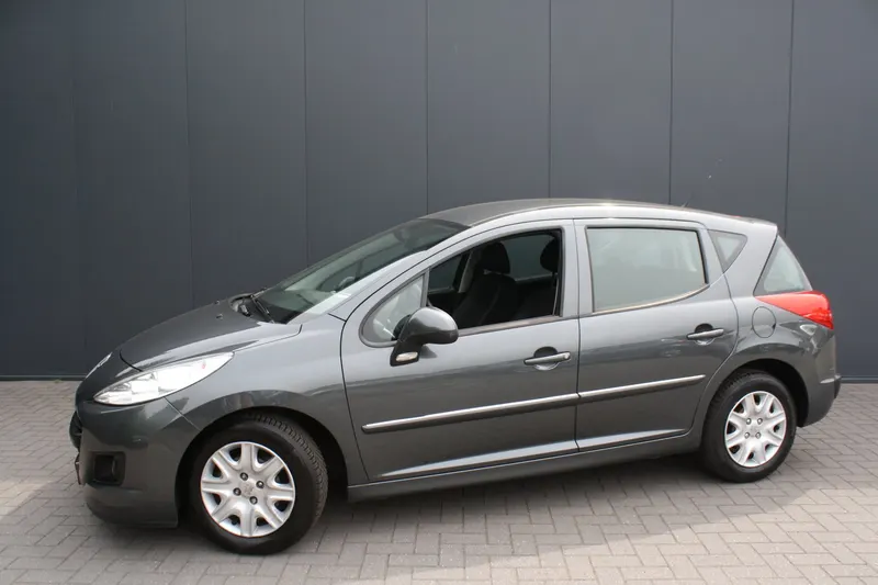 Peugeot 207 (2012)