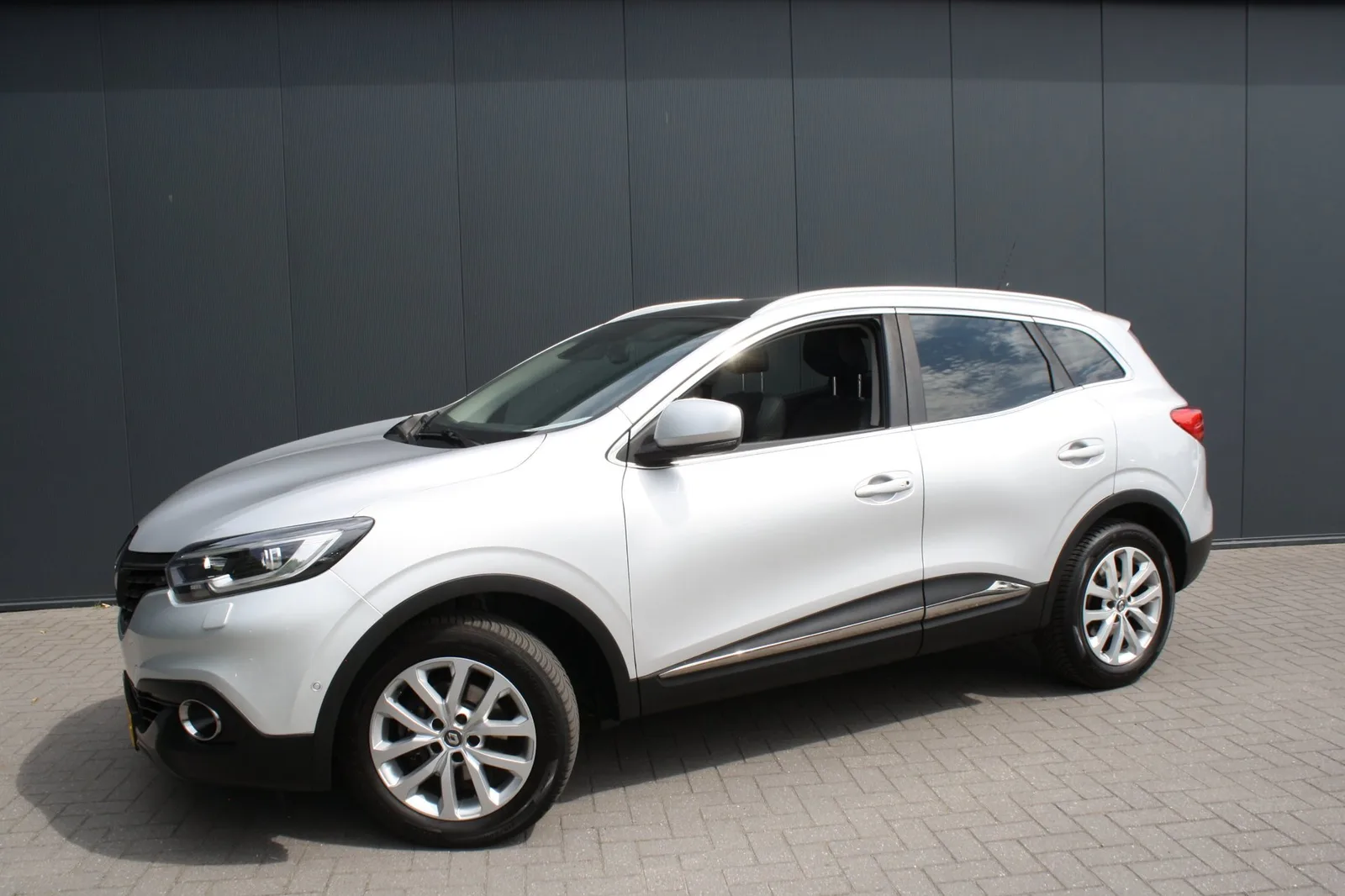 Renault Kadjar (2017) — foto 1