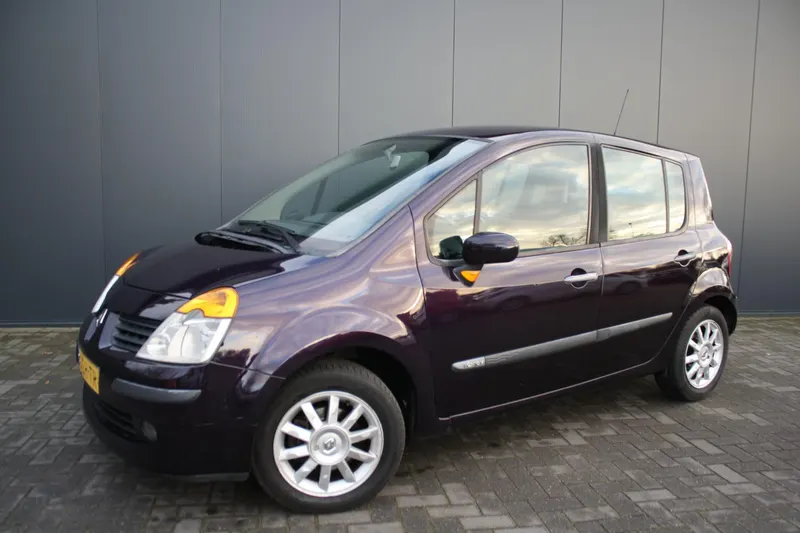 Renault Modus (2006)
