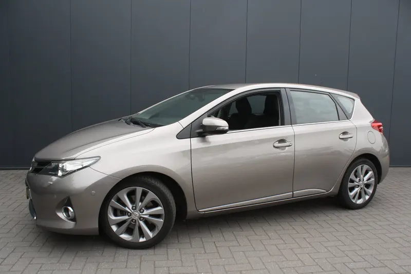 Toyota Auris (2013)