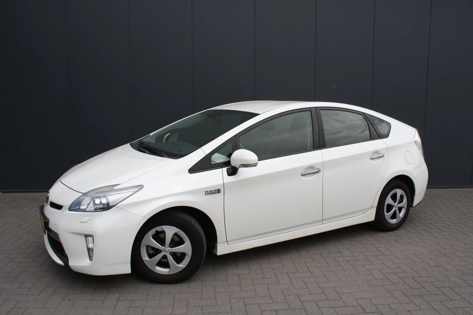 Toyota Prius (2012) — foto 1