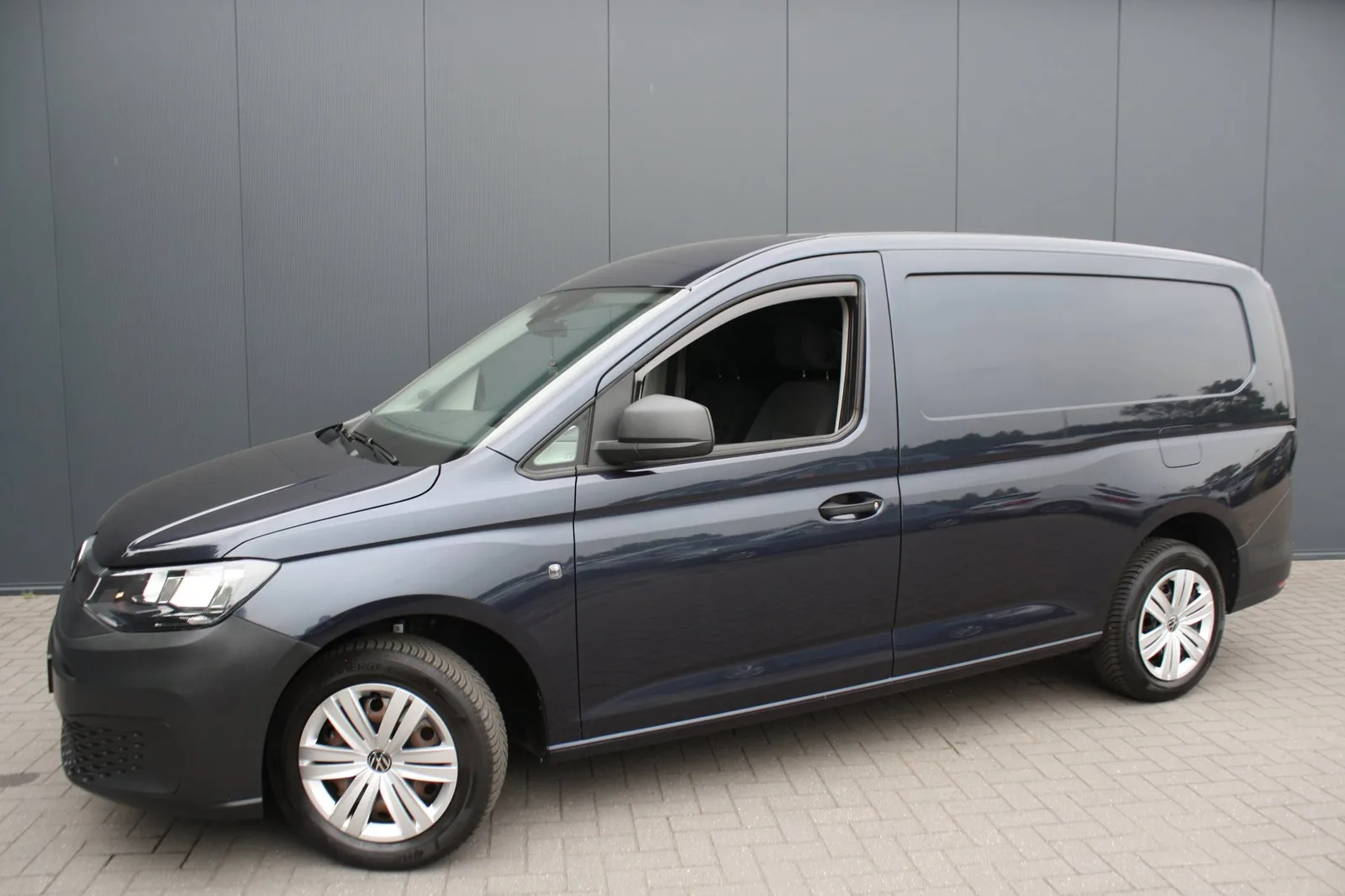 Volkswagen Caddy (2022) — foto 1