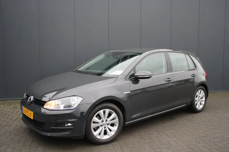 Volkswagen Golf (2017)
