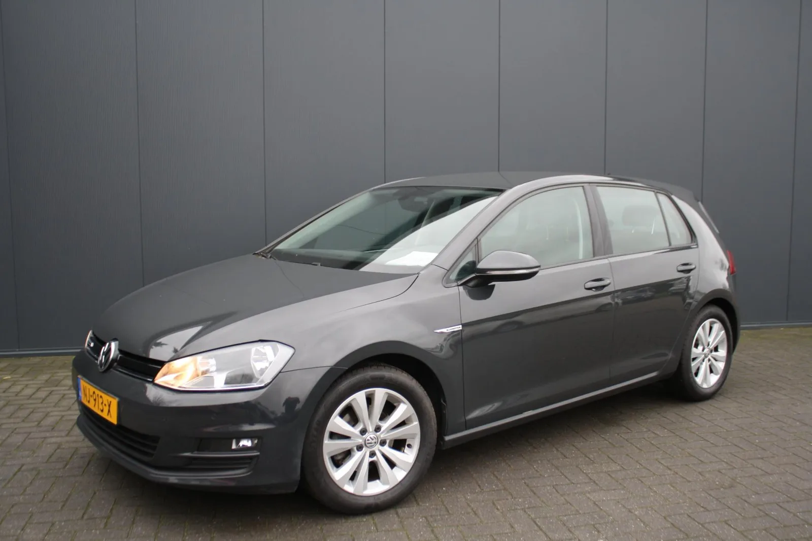 Volkswagen Golf (2017) — foto 1