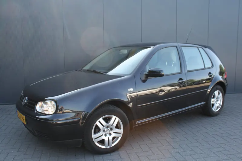 Volkswagen Golf (2001)